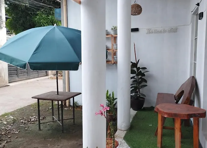 ホームステイ R & J In Naga Cebu Tina-an